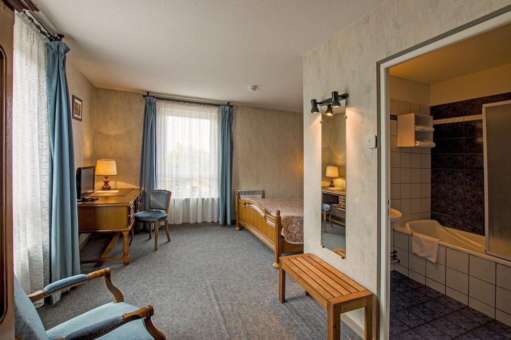 Logis Hotel Restaurant Hostellerie De L'Etoile Wasselonne Cameră foto
